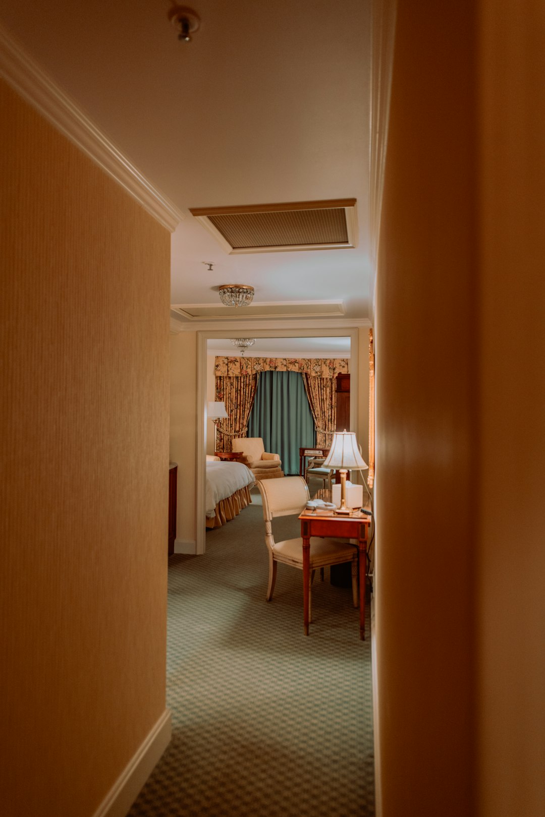 Standard Queen Room